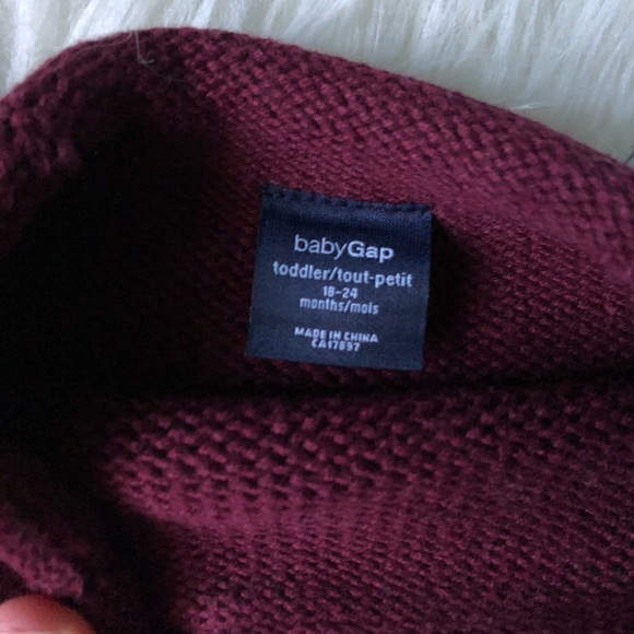 Gap Striped Sweater - Picture 3 of 5